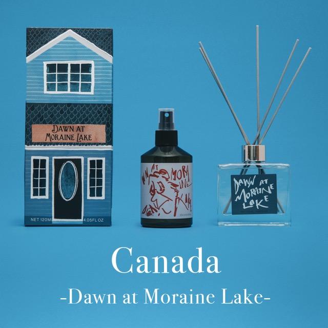 モレーン湖の夜明け　カナダ