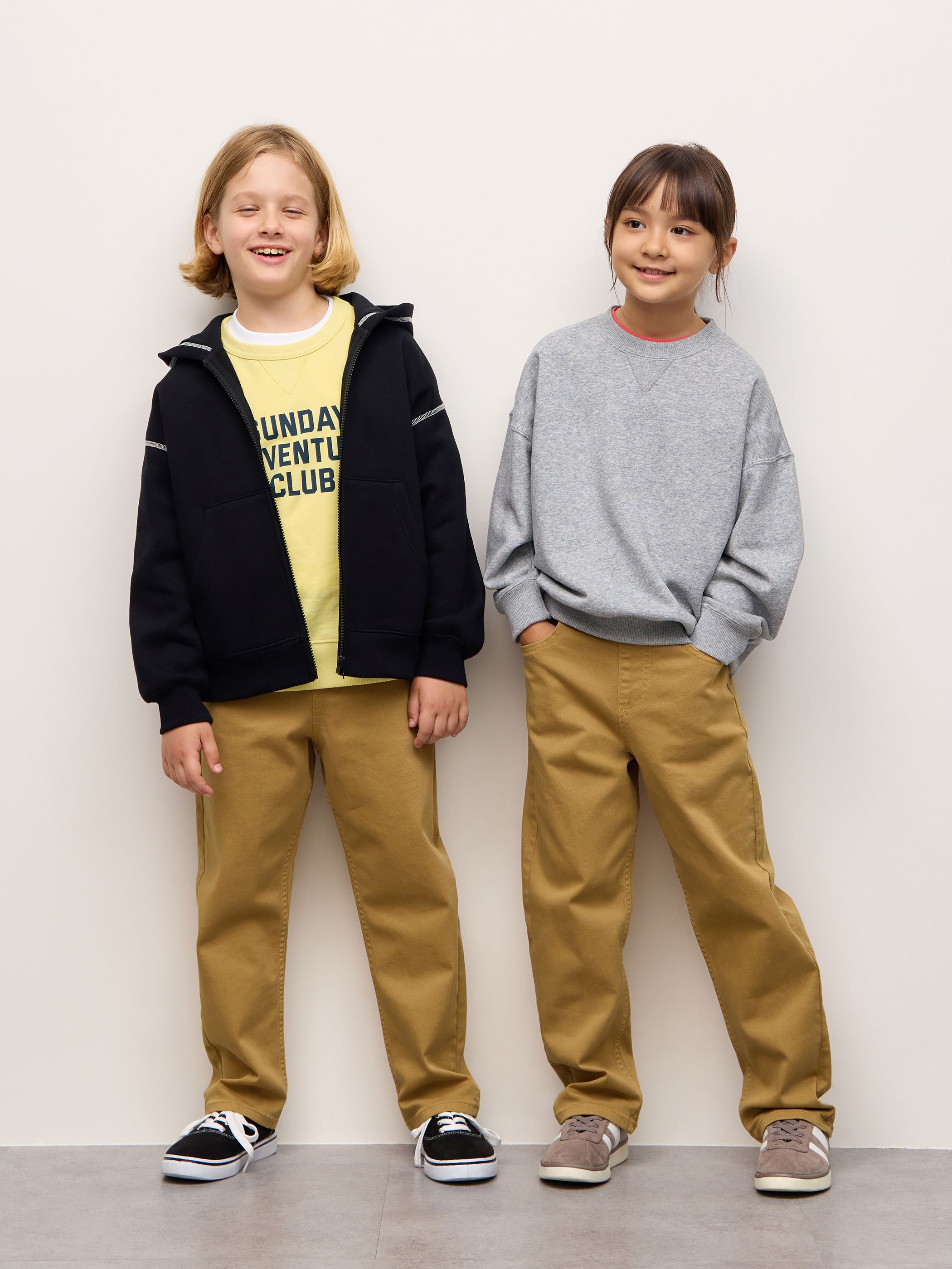 ストレッチストレートパンツ